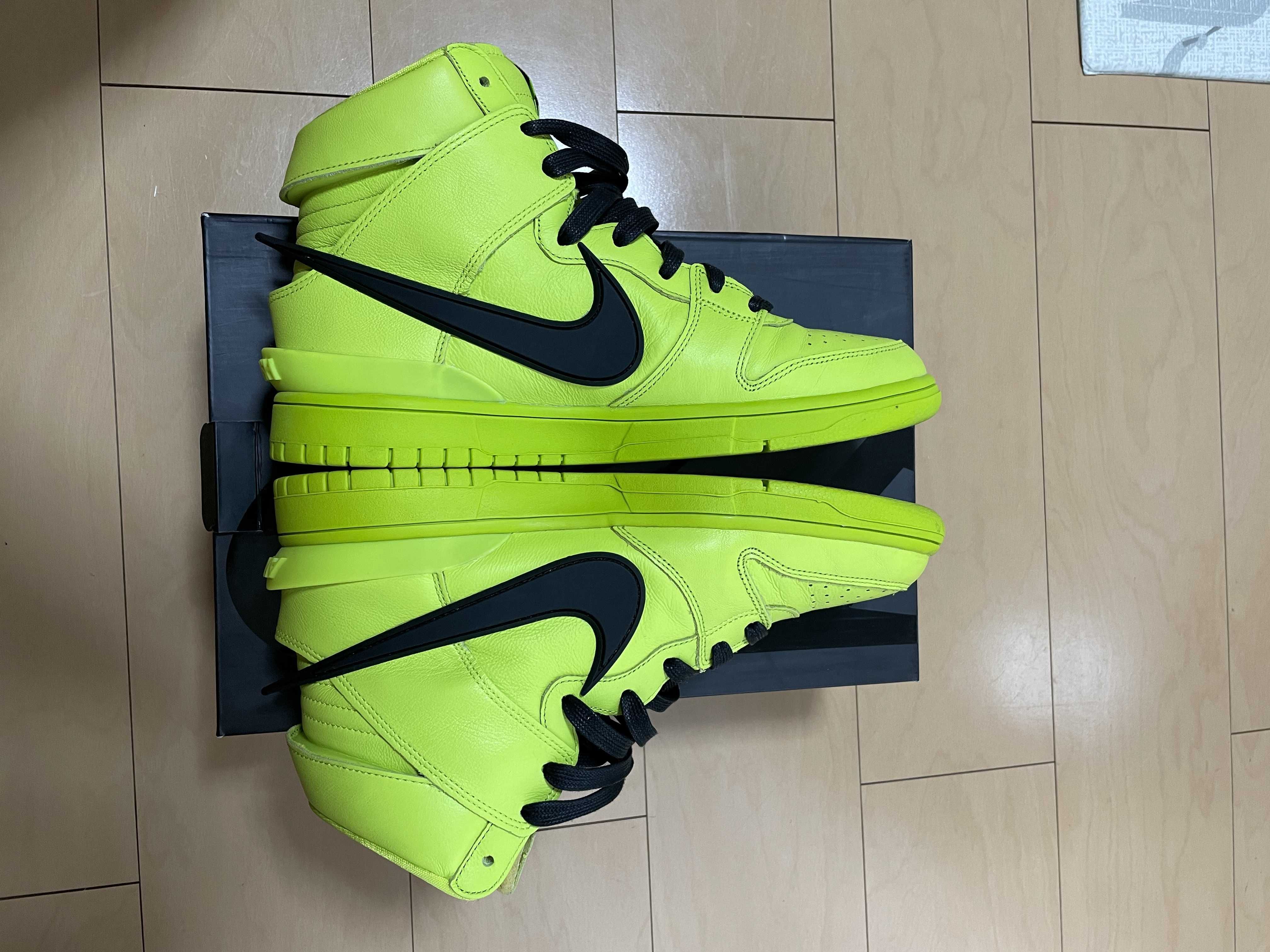 AMBUSH × NIKE DUNK HIGH "FLASH LIME"