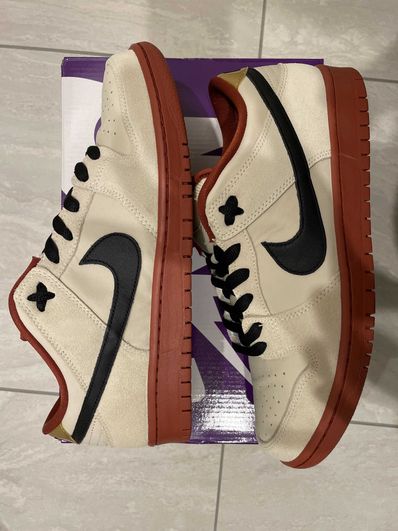 Nike SB Dunk Low Pro "Hennessy"