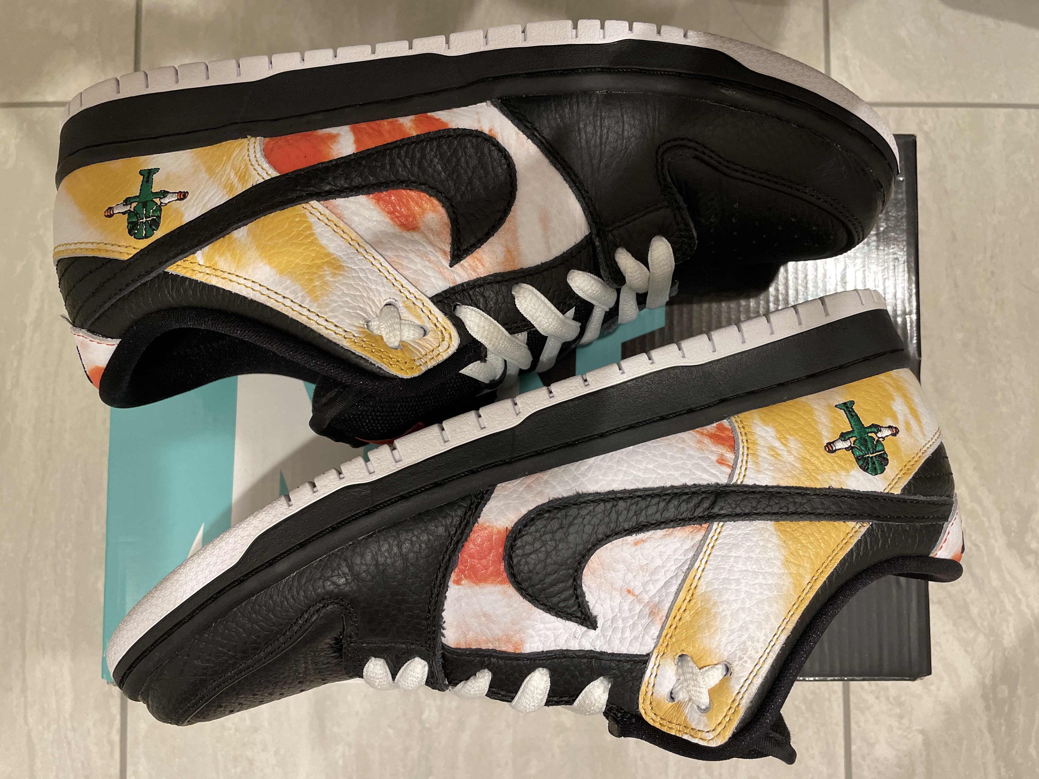 Nike SB Dunk Low "Raygun Tie-Dye/Black"