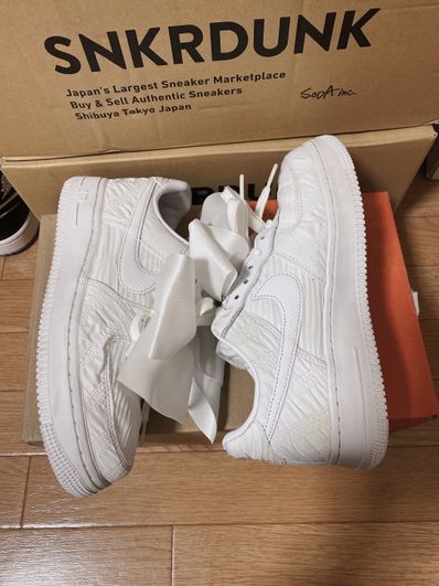 Nike Women's Air Force 1 '07 LX "Bow"