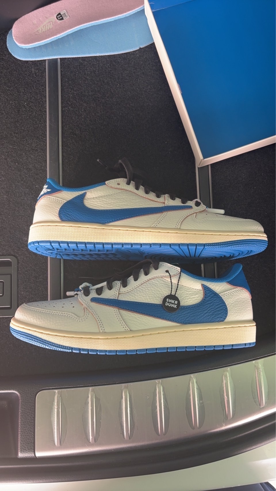 Travis Scott × fragment design × Nike Air Jordan 1 Low OG "Sail/Military Blue"