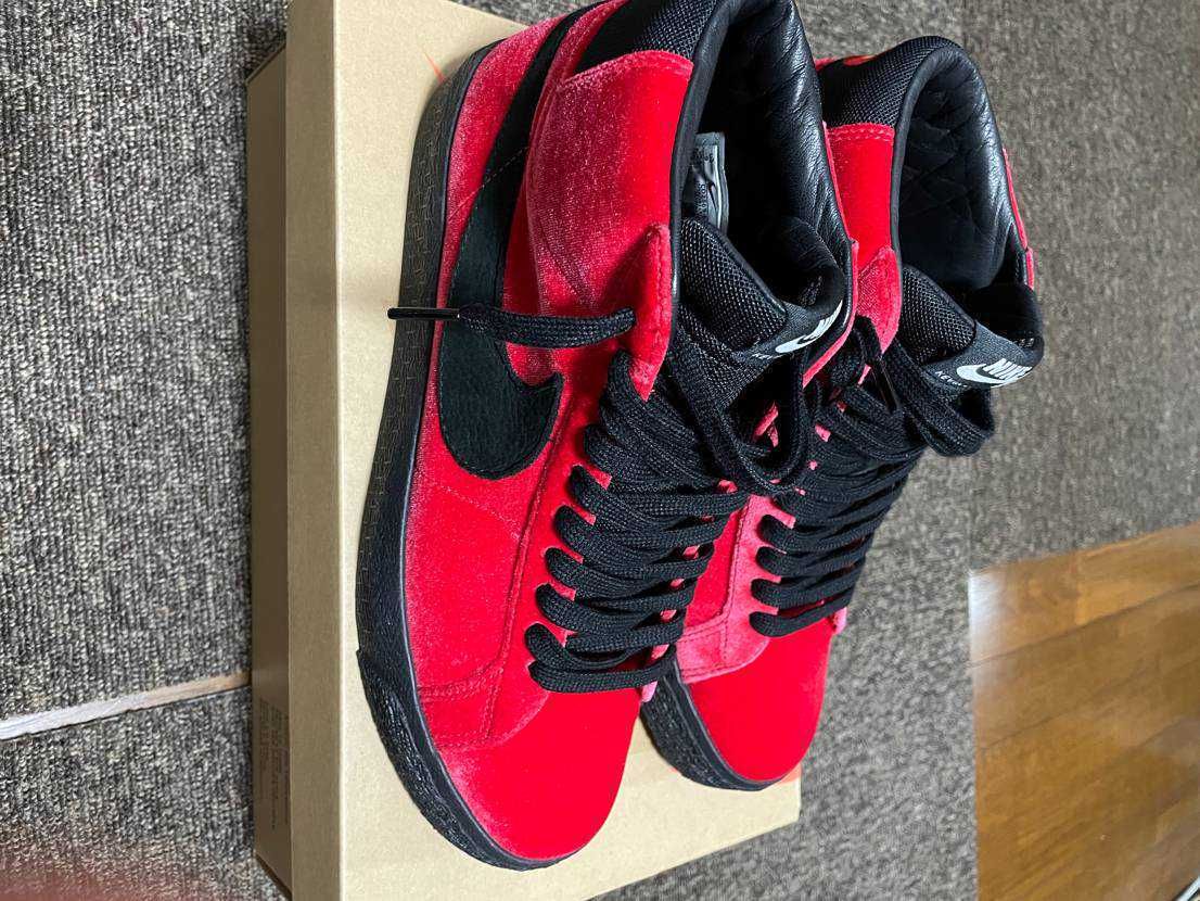 KEVIN BRADLEY × NIKE SB BLAZER MID ISO "KEVIN AND HELL PACK"
