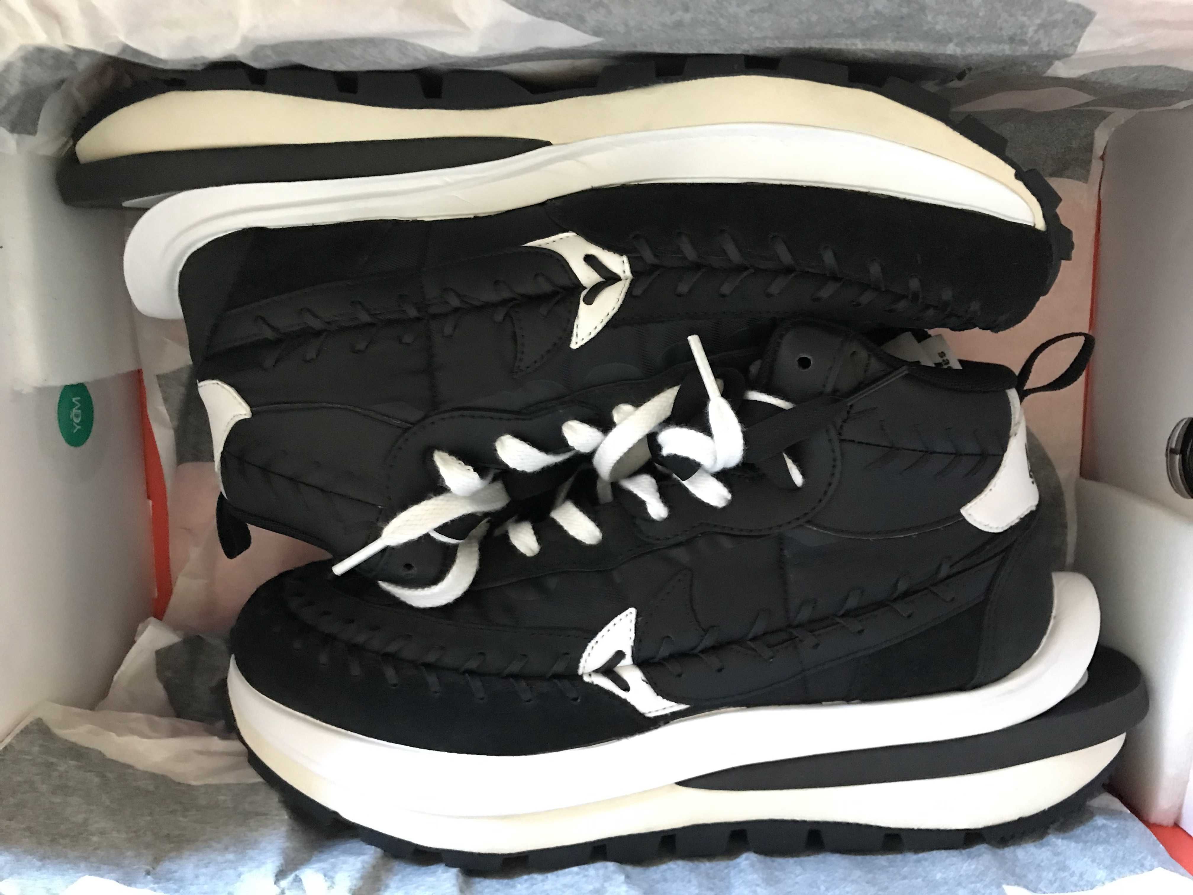 Jean-Paul Gaultier × sacai × Nike Vapor Waffle "Black/Black-White"