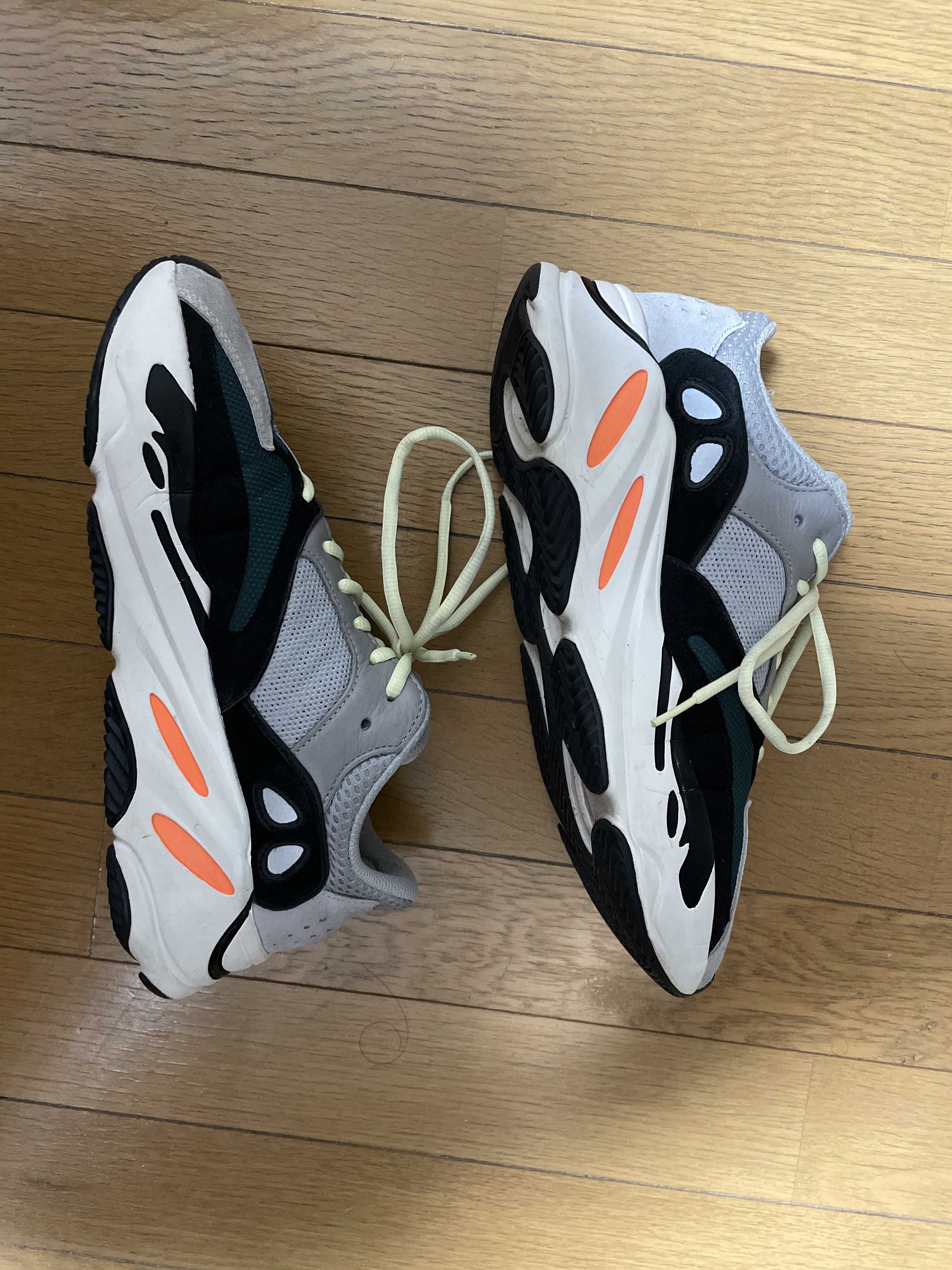 adidas YEEZY Boost 700 "Wave Runner"