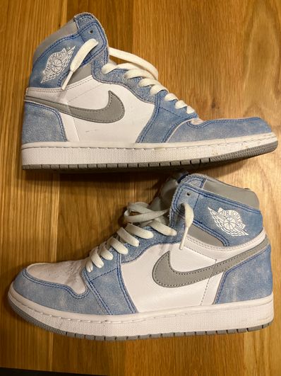 Nike Air Jordan 1 High OG "Hyper Royal"