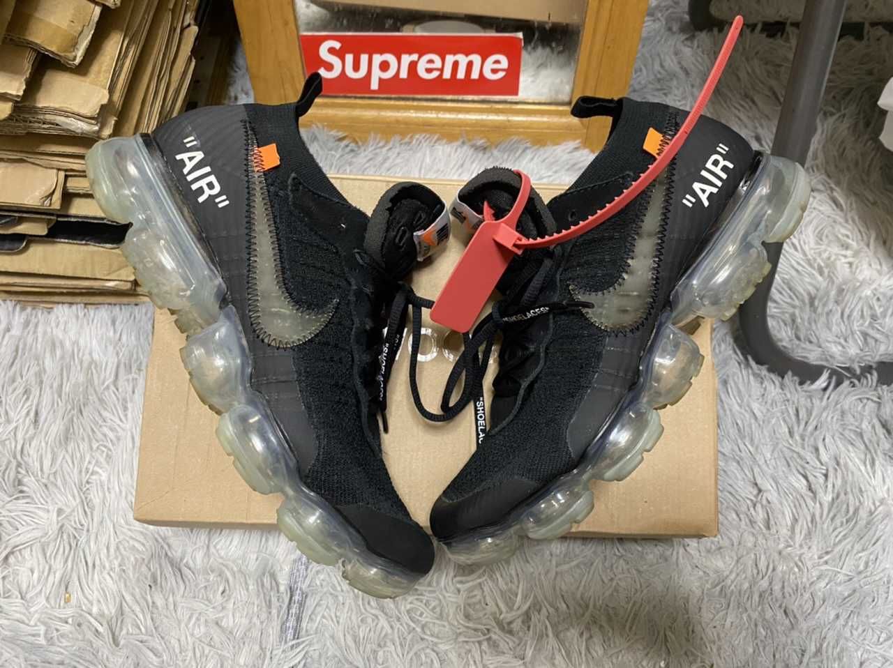 Off-White × Nike Air Vapormax "Black/Total Orange/Clear"