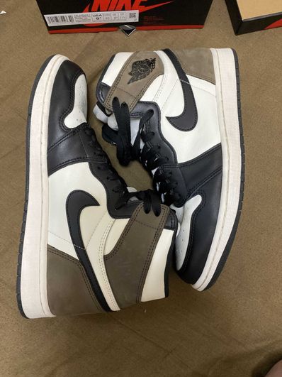 Nike Air Jordan 1 High OG "Sail/Dark Mocha/Black"