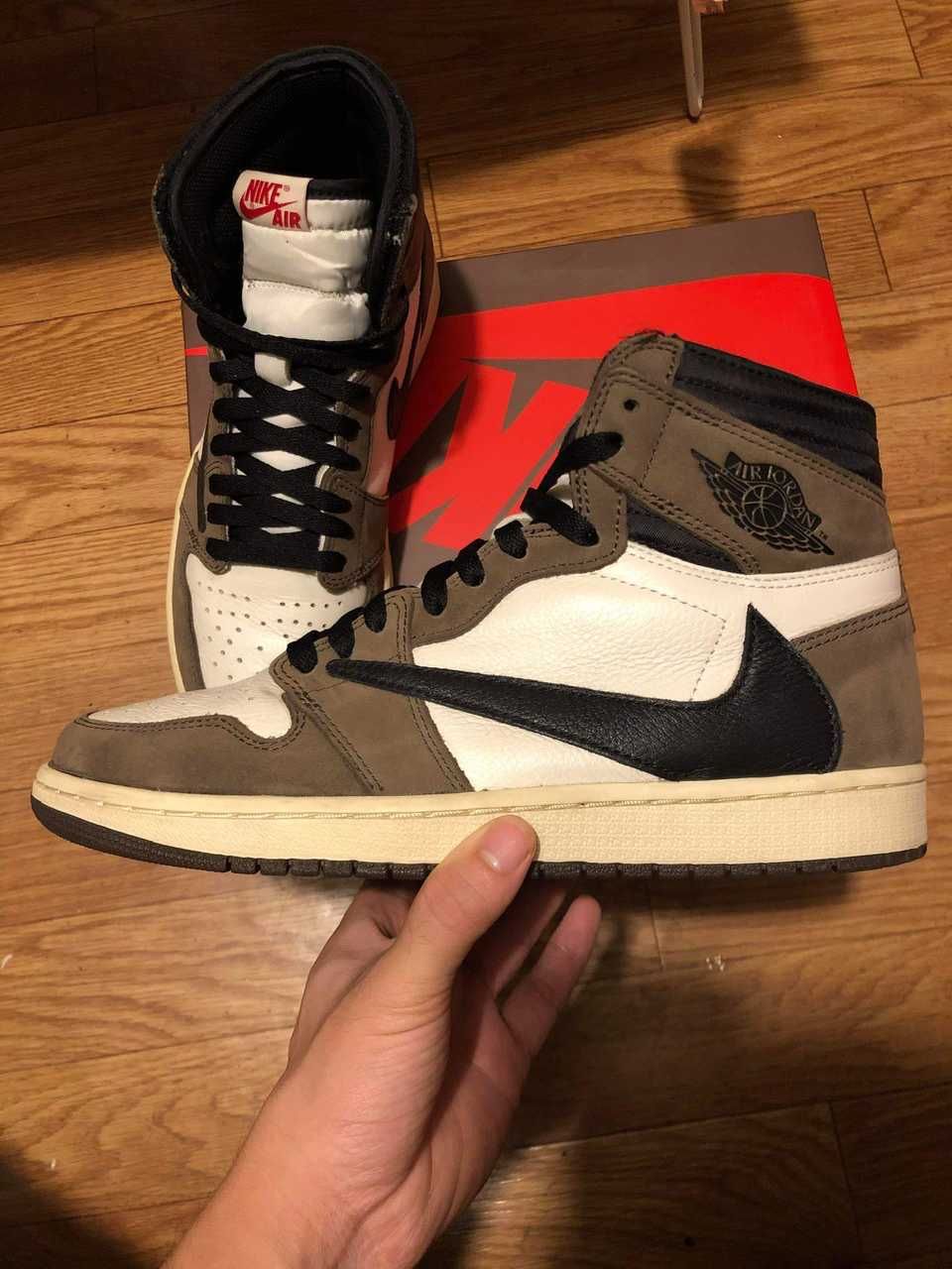 Travis Scott × Nike Air Jordan 1 Retro High OG TS SP "Sail/Dark Mocha"