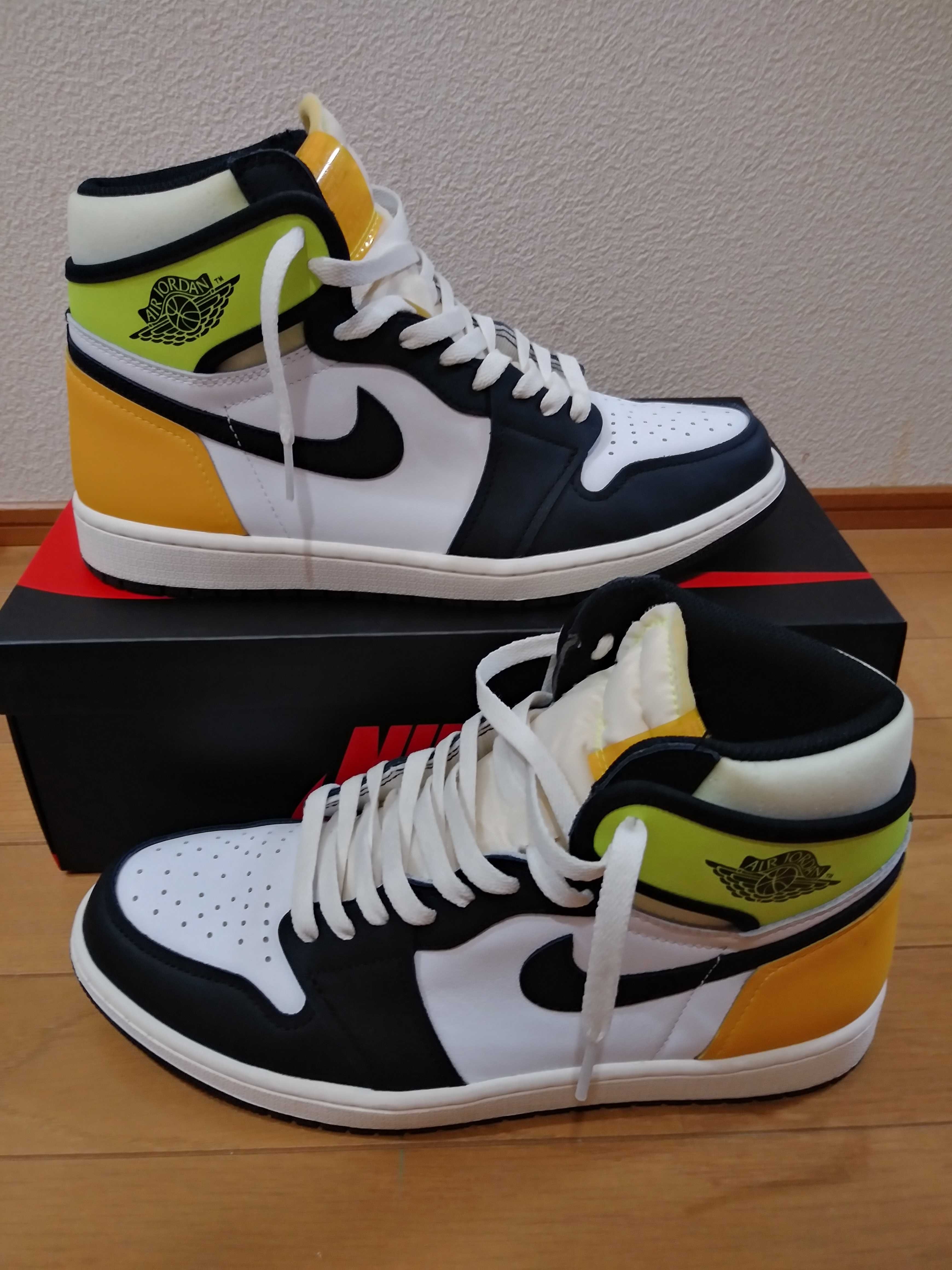 Nike Air Jordan 1 High OG "Volt Gold"