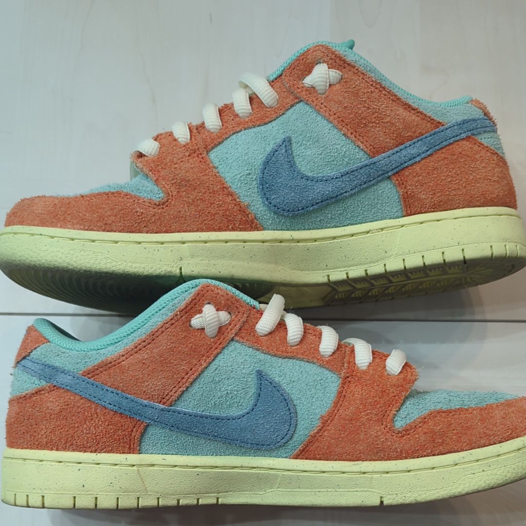 Nike SB Dunk Low Pro PRM "Orange and Emerald Rise"
