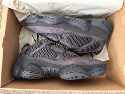 adidas YEEZY 500 "Utility Black"