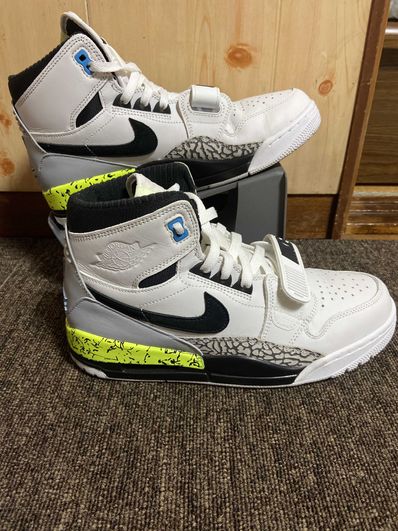 DON C × NIKE JORDAN LEGACY 312 BLACK-VOLT-VIVID BLUE