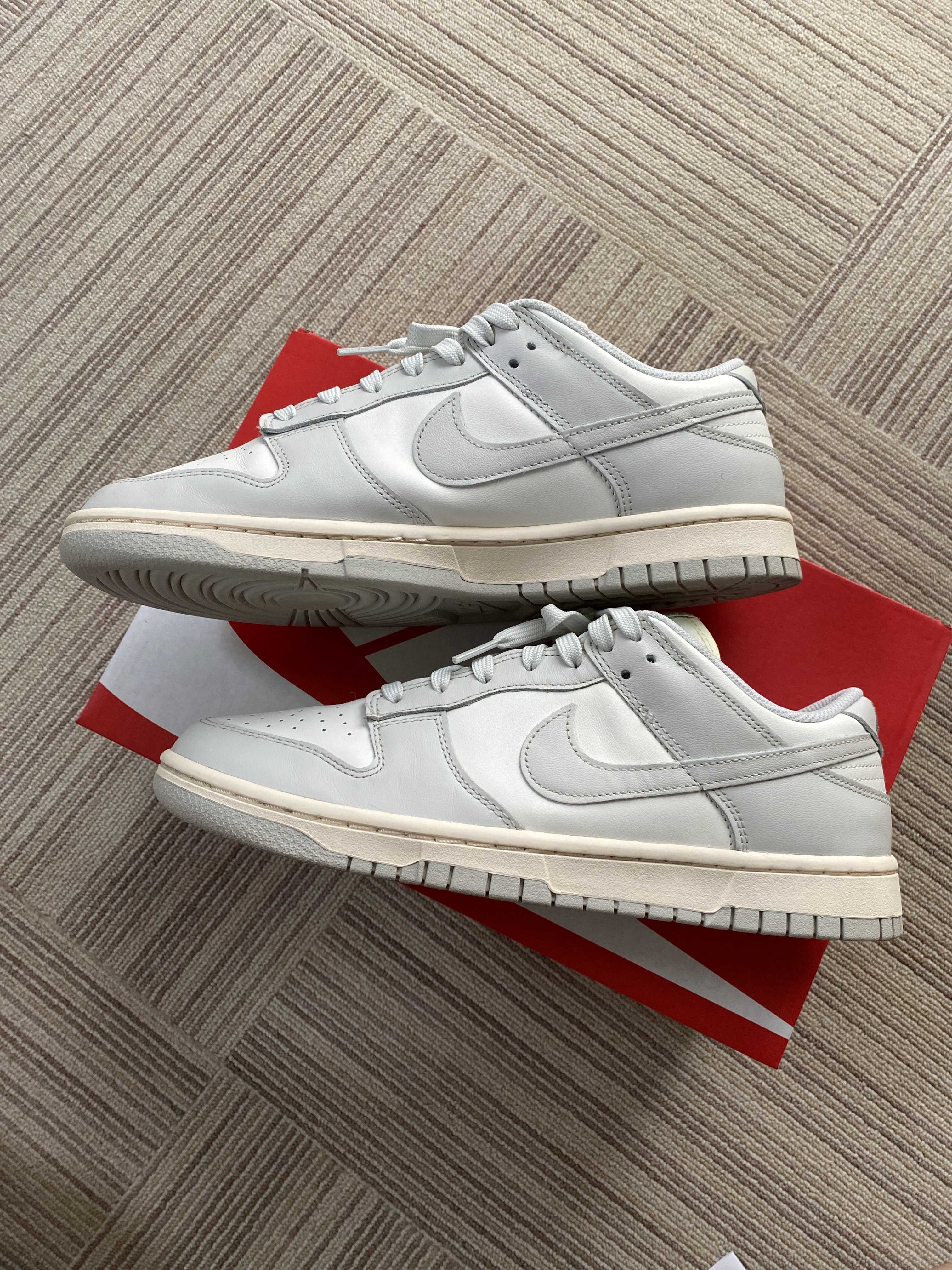 Nike Women's Dunk Low "Light Bone"