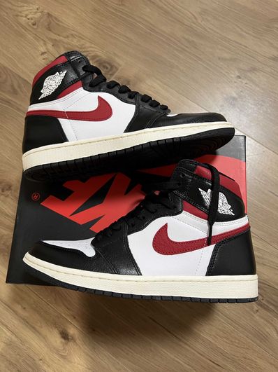 Nike Air Jordan 1 Retro High "Black/White/Sail/Gym Red"