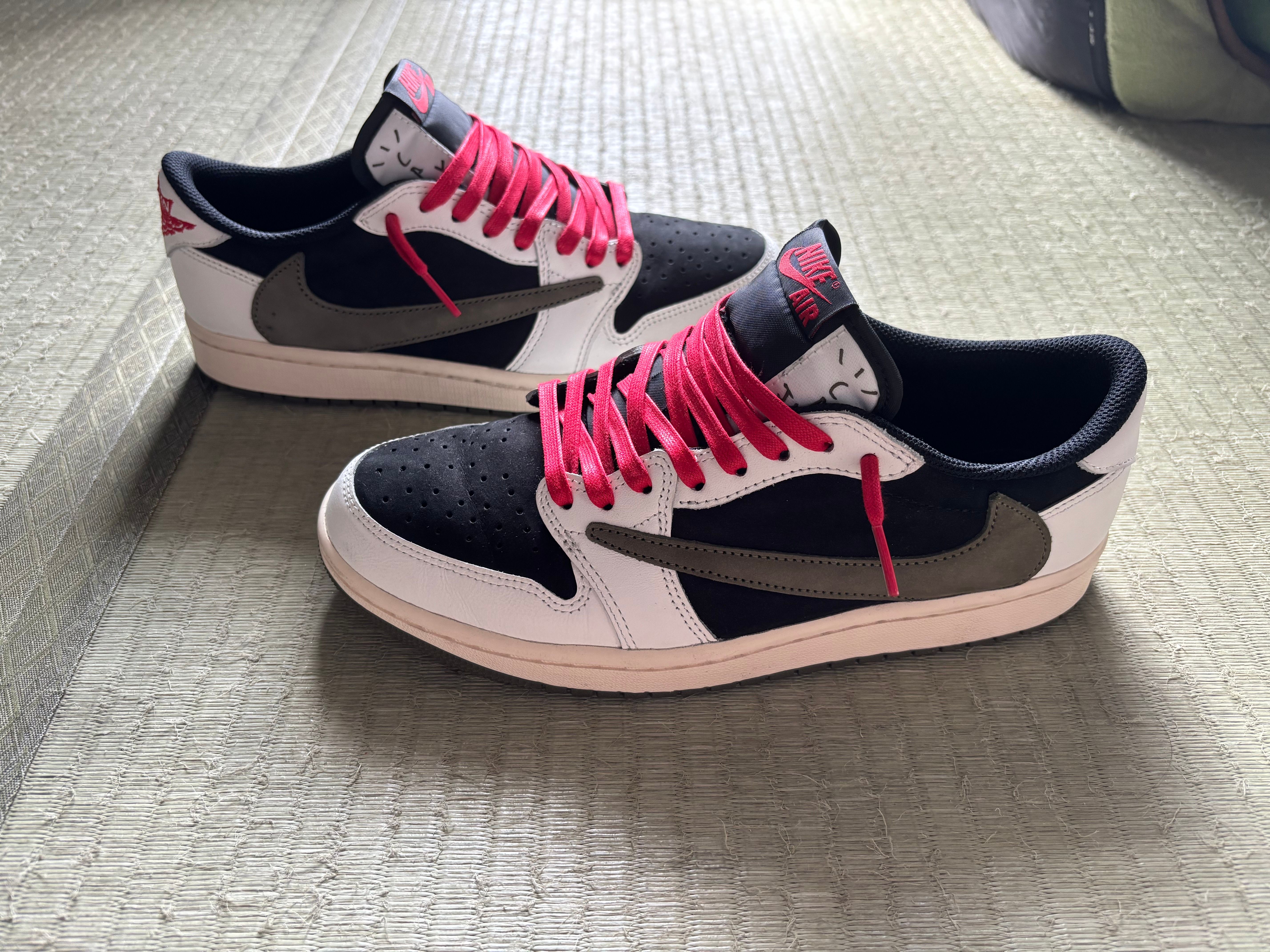 Travis Scott × Nike Women's Air Jordan 1 Low OG "Medium Olive"