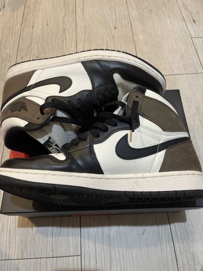 Nike Air Jordan 1 High OG "Sail/Dark Mocha/Black"