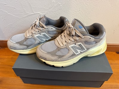 New Balance 2010 "Grey Days/Arid Stone/Raincloud"