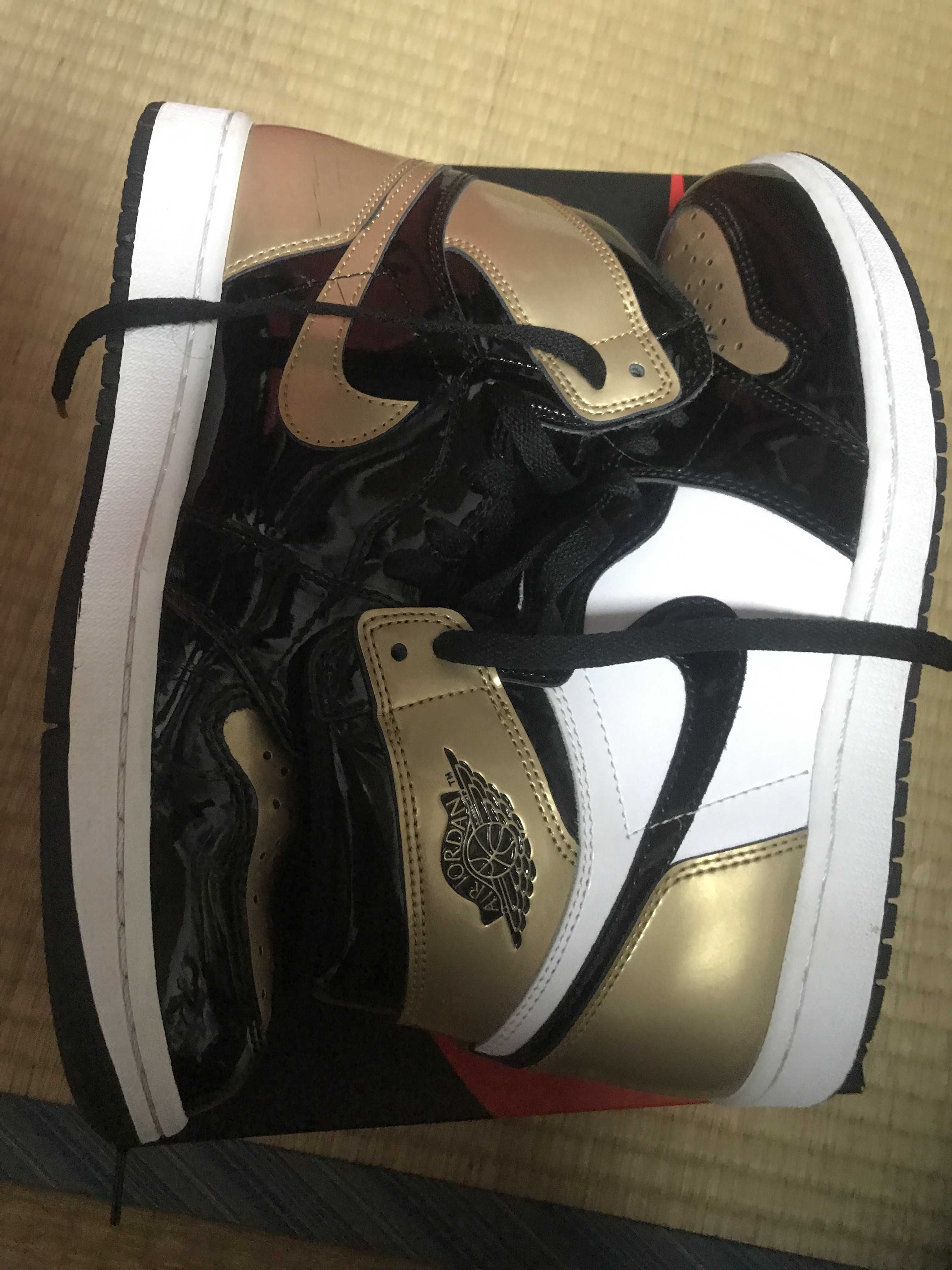 Nike Air Jordan 1 Retro High OG NRG "Gold Toe"