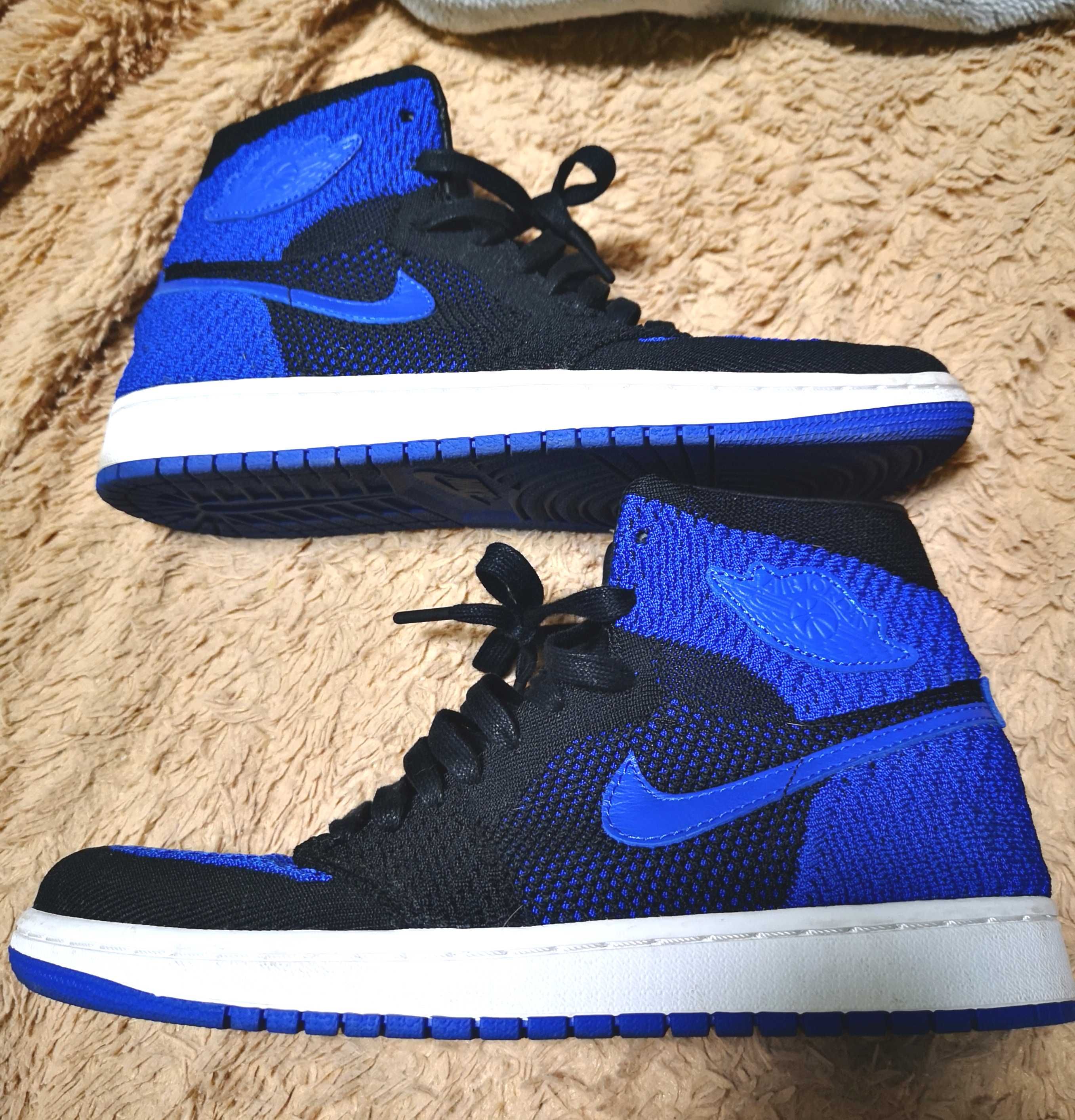 Nike Air Jordan 1 Retro High Flyknit "Royal"