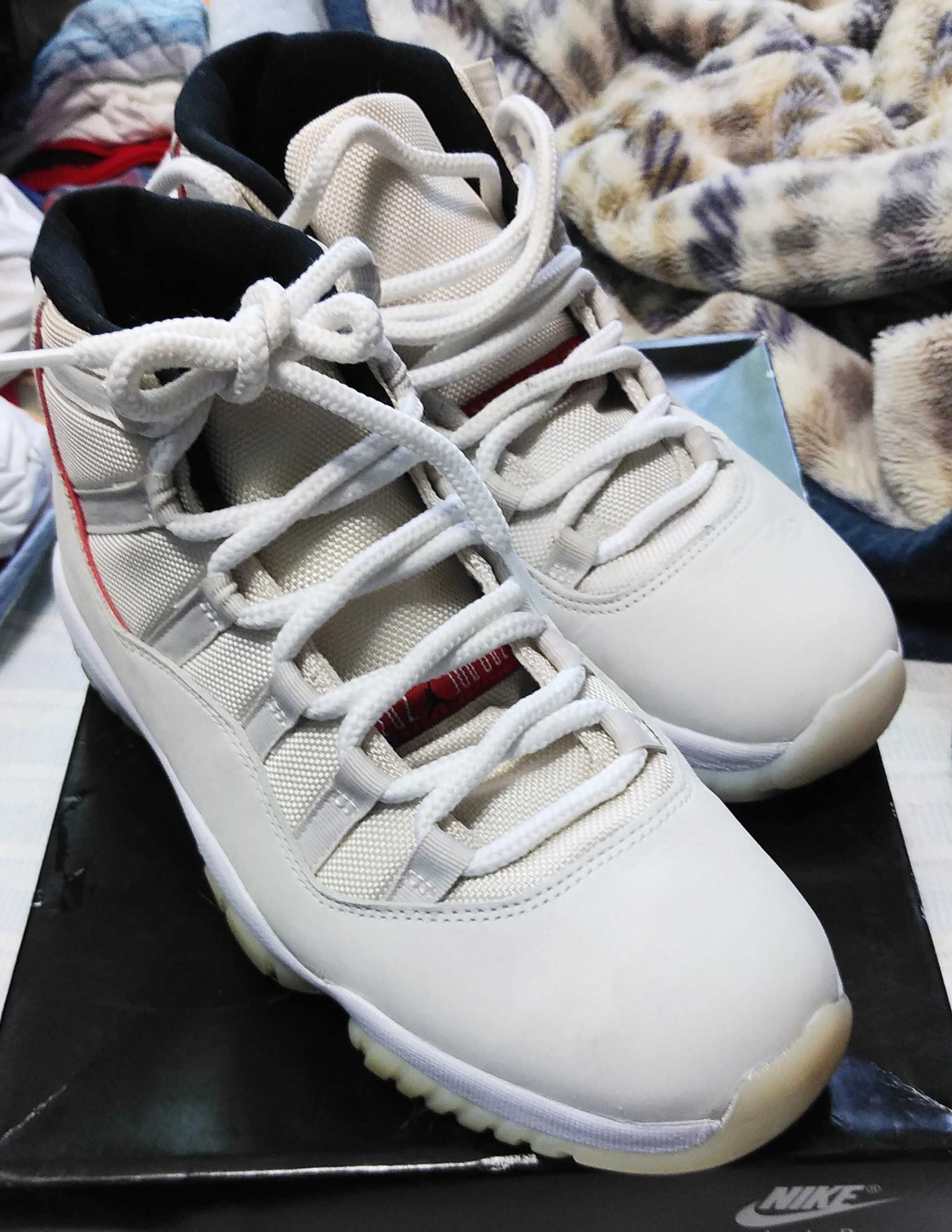 Nike Air Jordan 11 Retro "Platinum Tint"