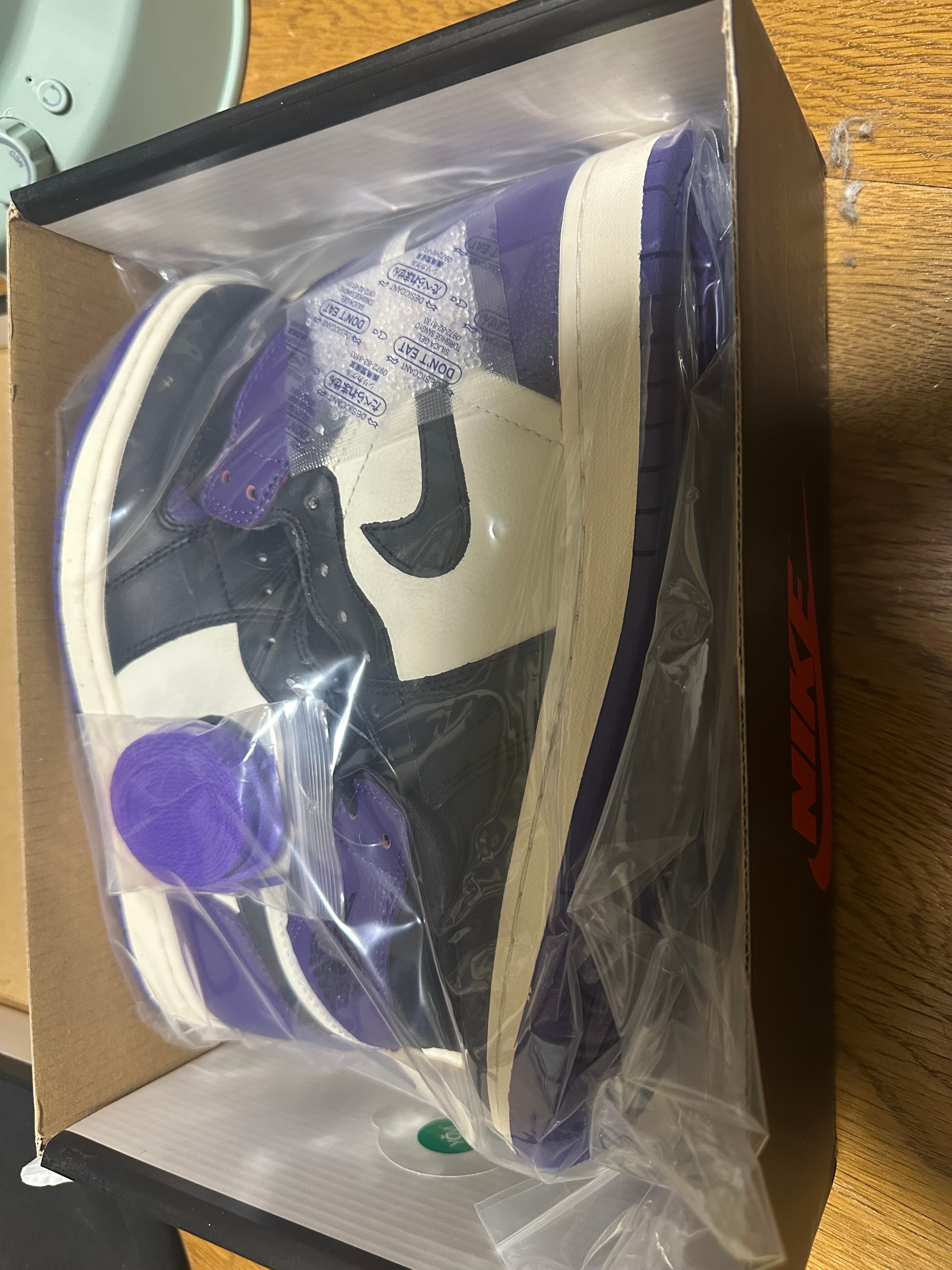 Nike Air Jordan 1 Retro High OG "Court Purple" (2018)