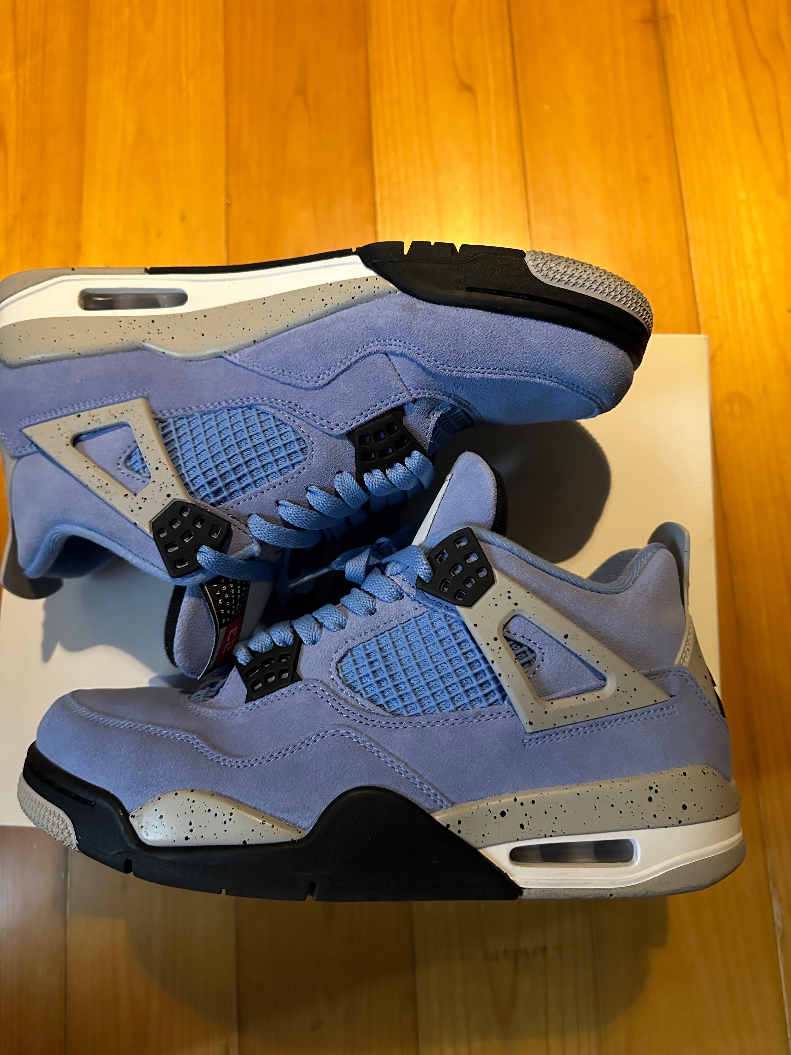 Nike Air Jordan 4 "University Blue"