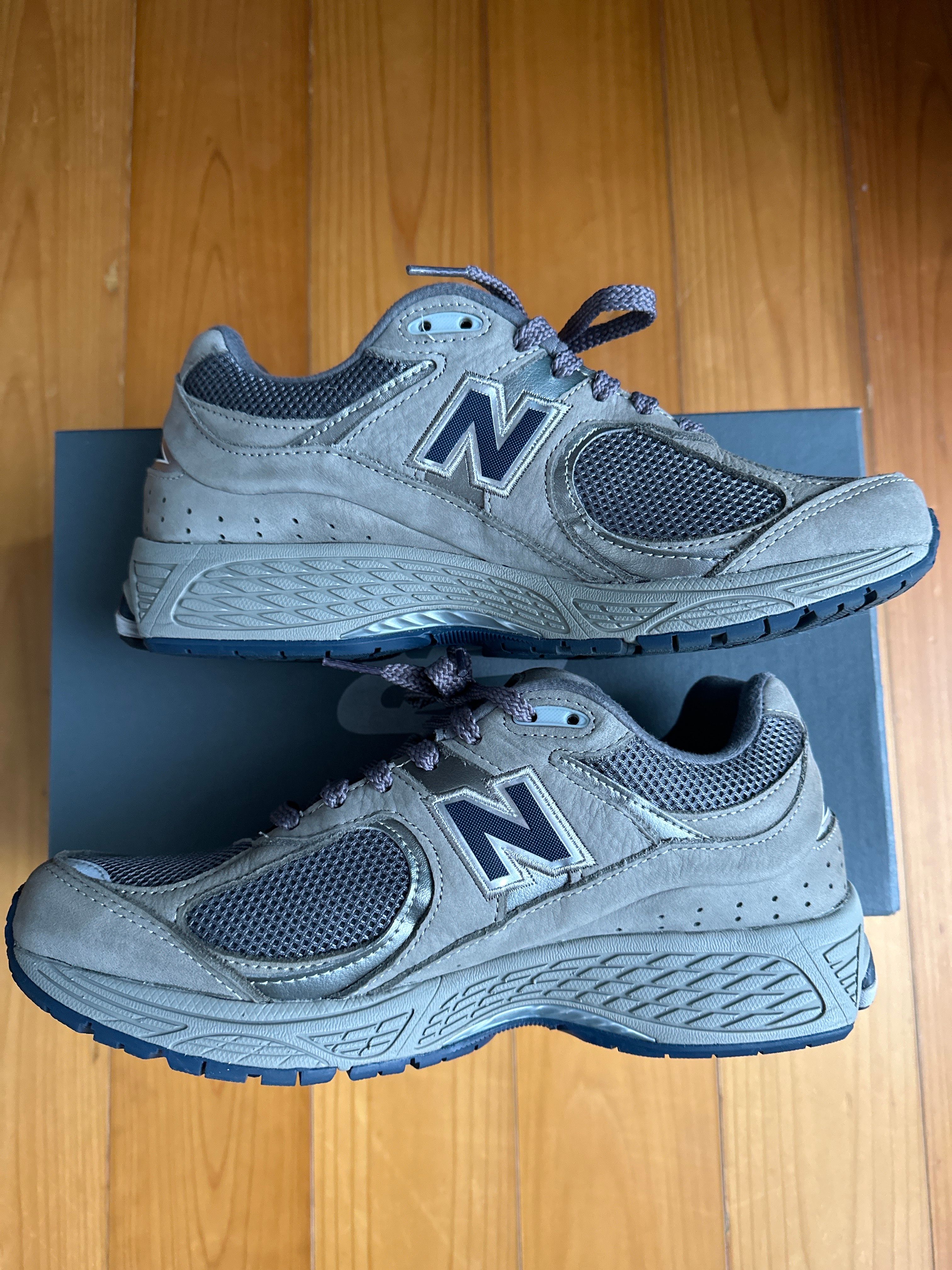 New Balance 2002R "Gray"