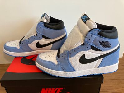 Nike Air Jordan 1 High OG "University Blue"
