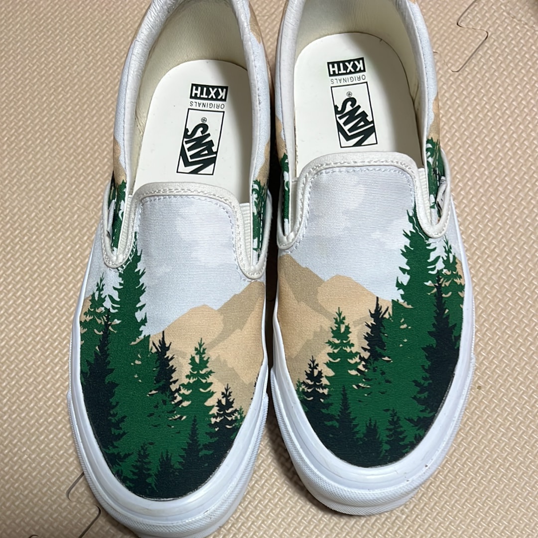 キス × バンズ ボルト OG クラシック スリッポン LX "ツリースケープ"