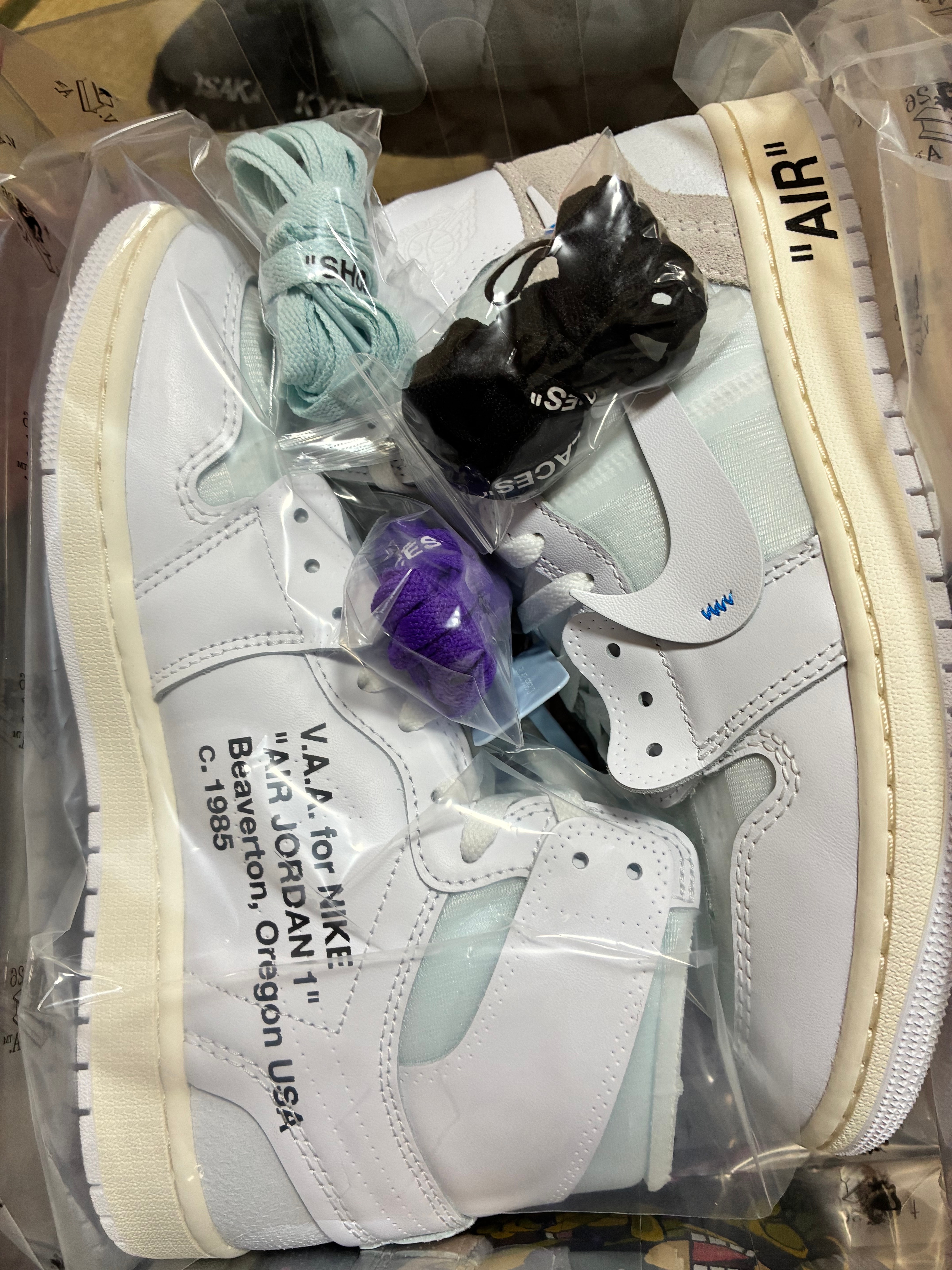 Virgil Abloh Archive (V.A.A.) × Nike Air Jordan 1 Retro High OG "Alaska"