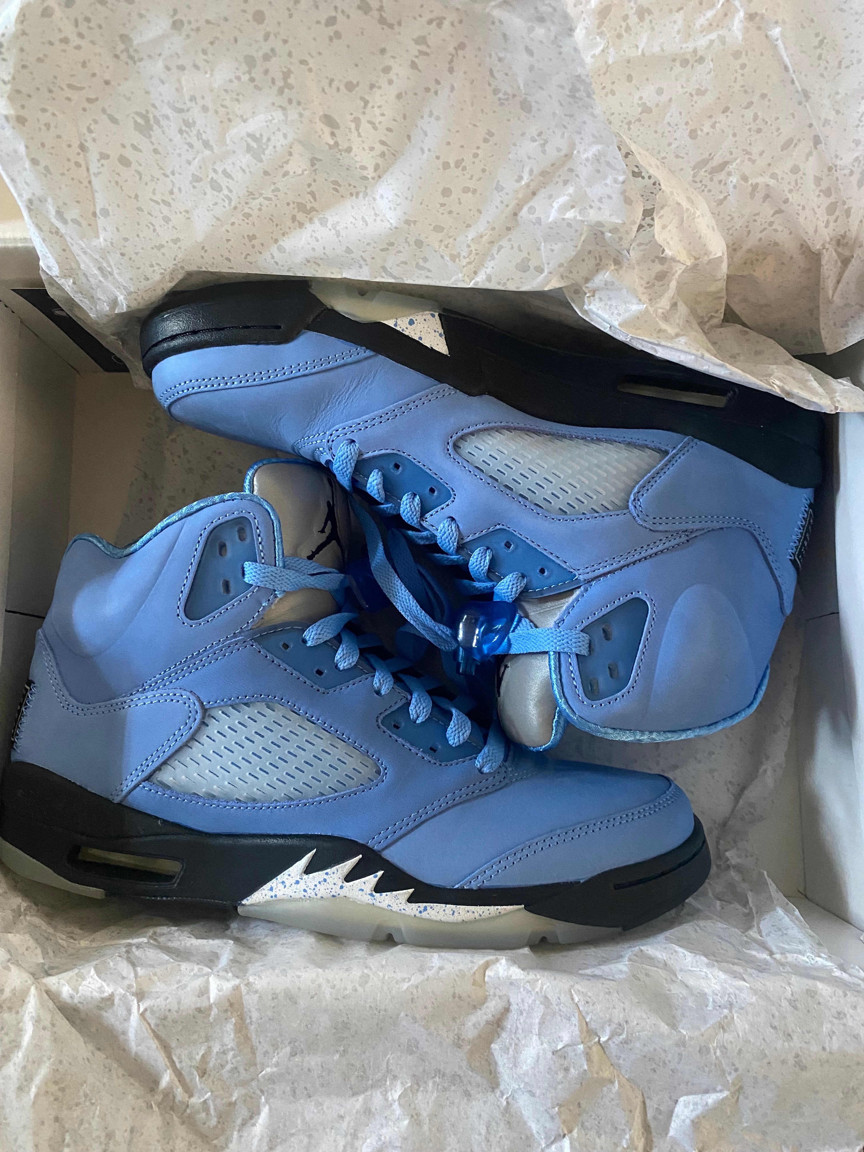 Nike Air Jordan 5 Retro SE "University Blue"