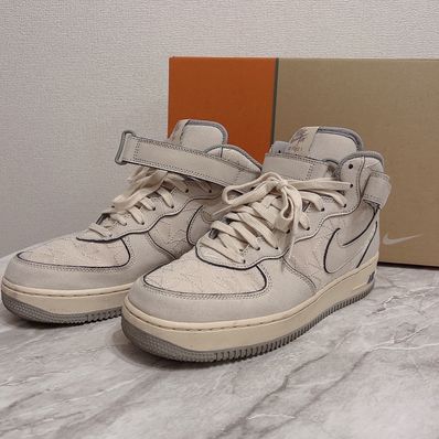 Nike Air Force 1 Mid "Pearl White"