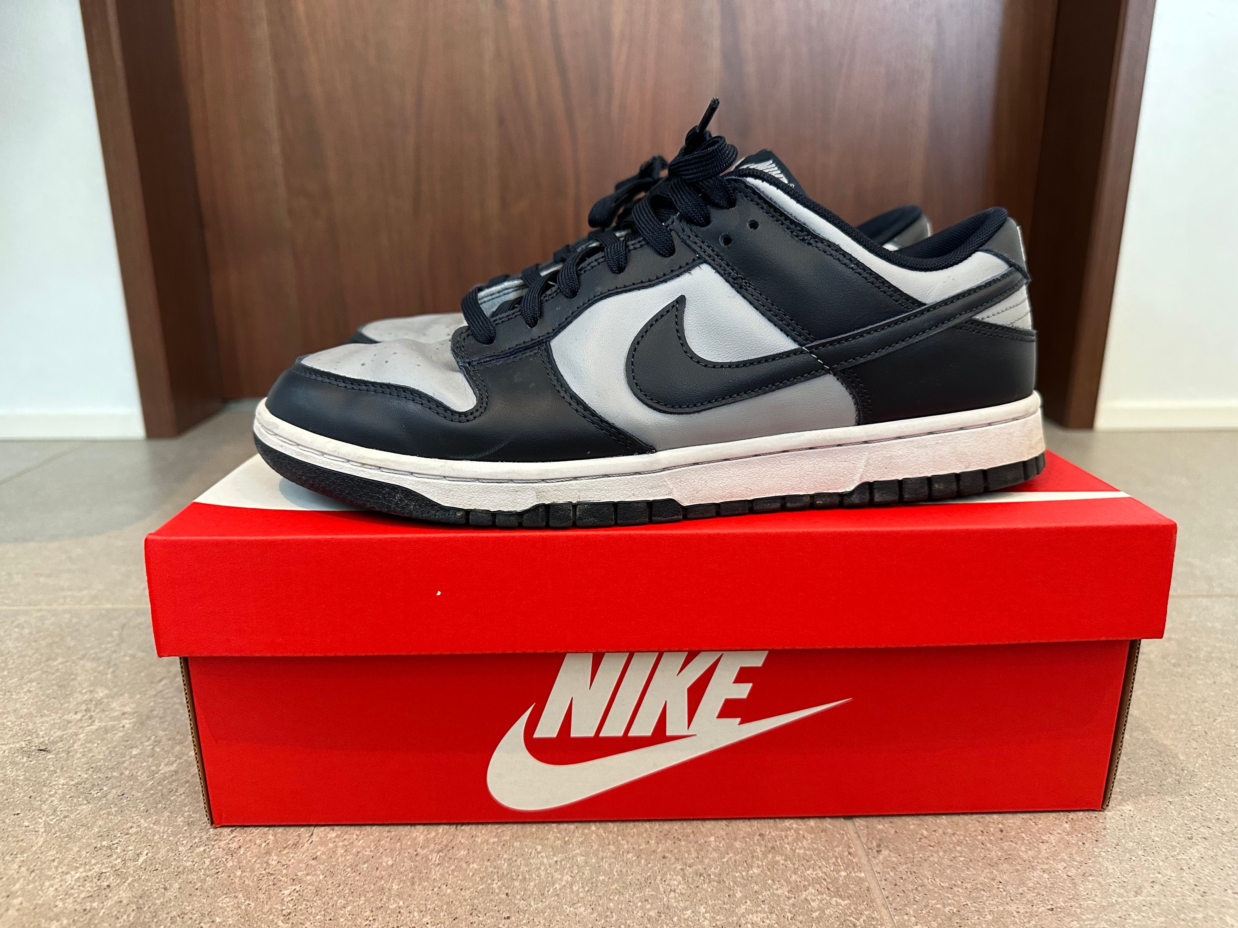 Nike Dunk Low "Championship Grey"