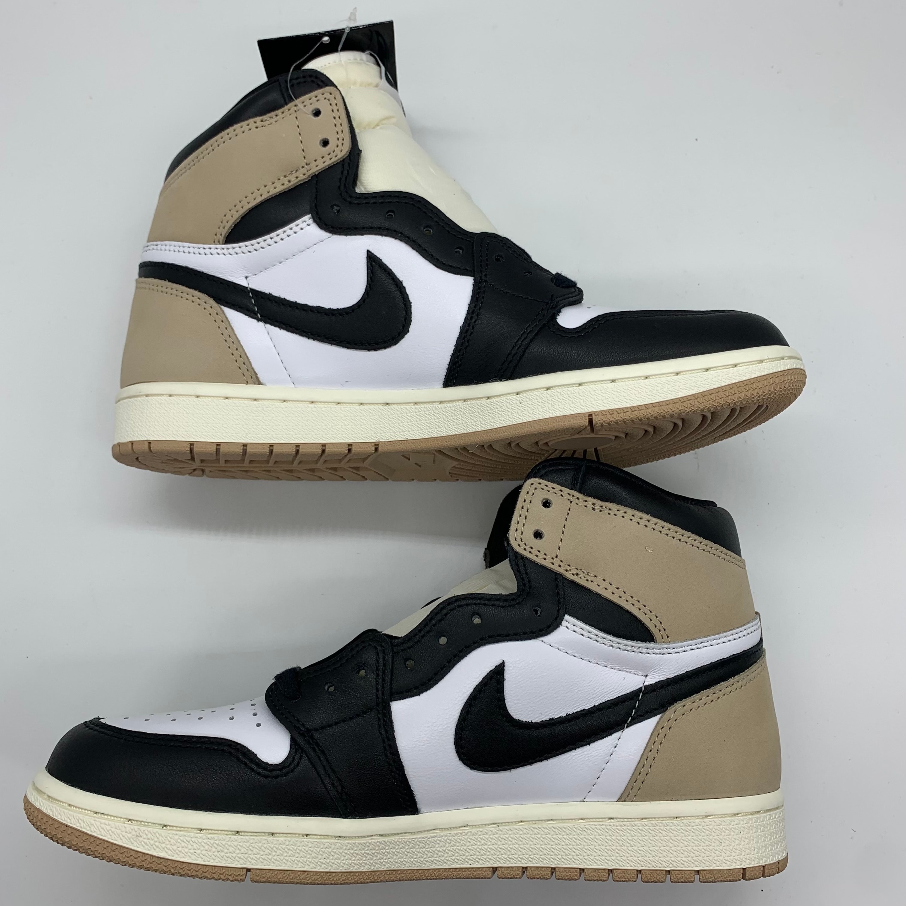 Nike Women's Air Jordan 1 Retro High OG "Latte"