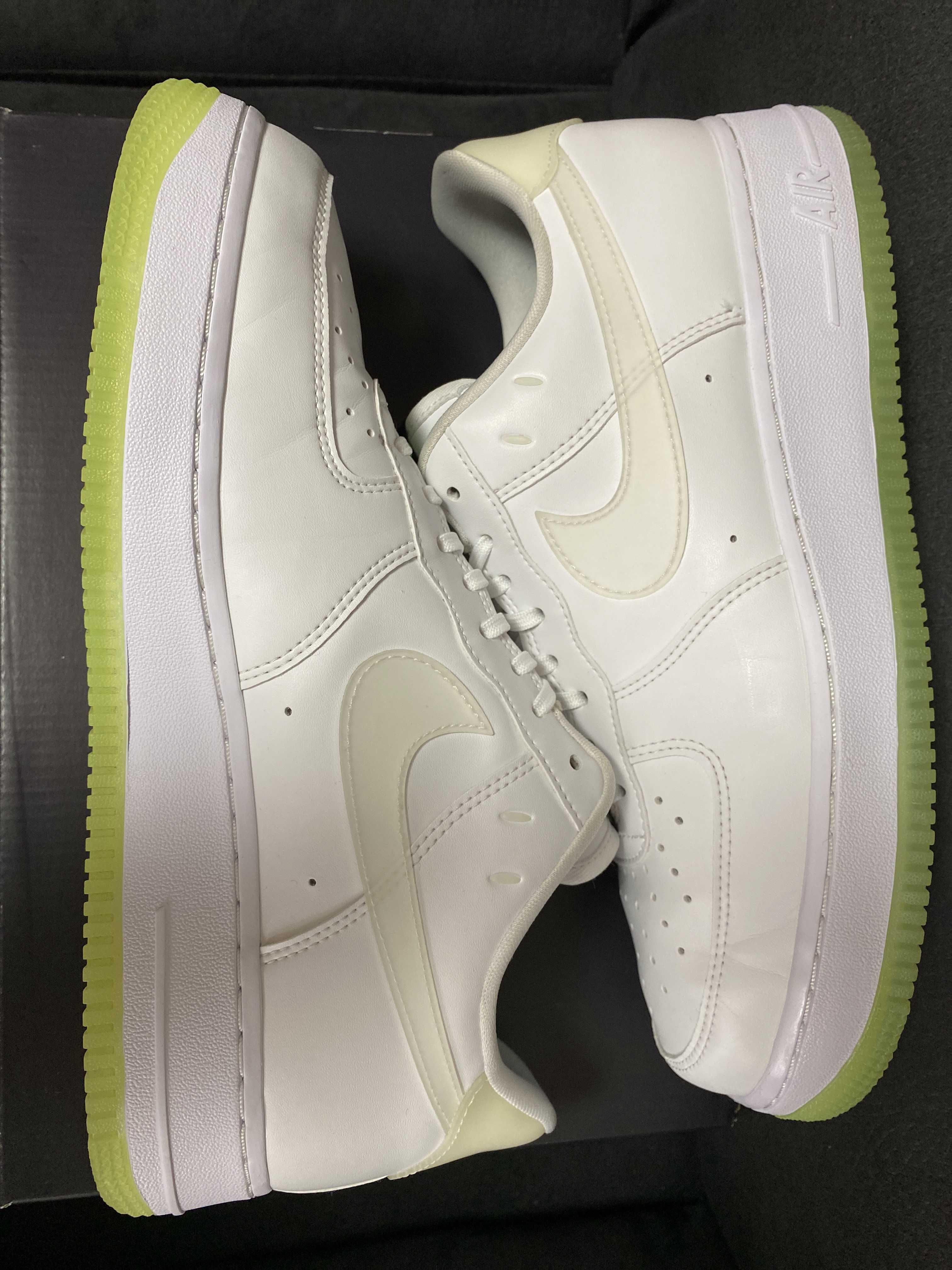 Nike Women's Air Force 1 Low '07 LX "White"
