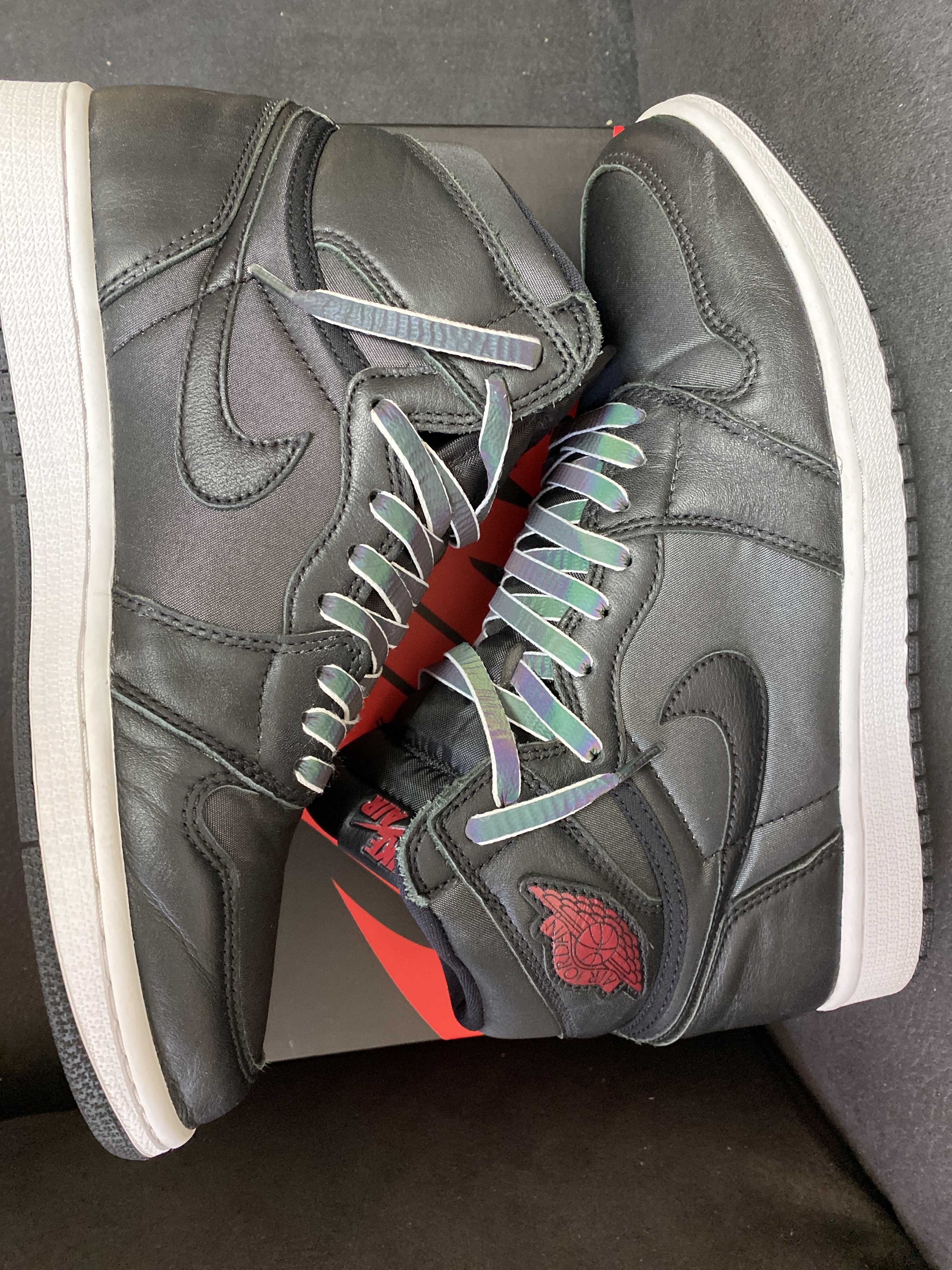 Nike Air Jordan 1 Retro High OG "Black/Metallic Silver/Gym Red"  