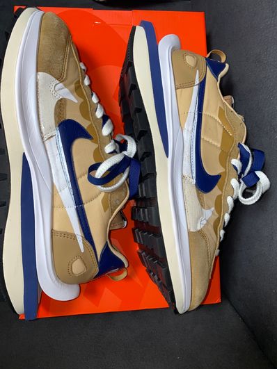 Sacai × Nike Vapor Waffle "Sesame And Blue Void"