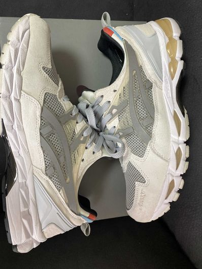 Awake NY × Asics Gel-Kayano Trainer 21 "Cool Grey"