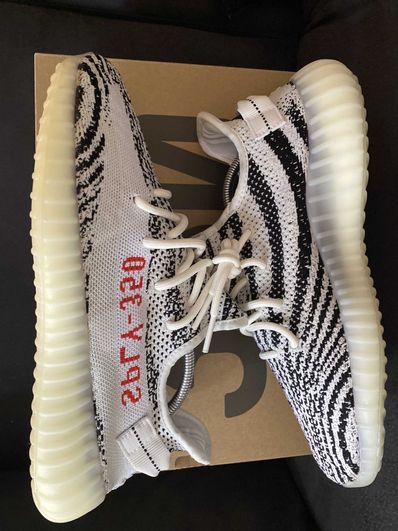 adidas YEEZY Boost 350 V2 "Zebra"