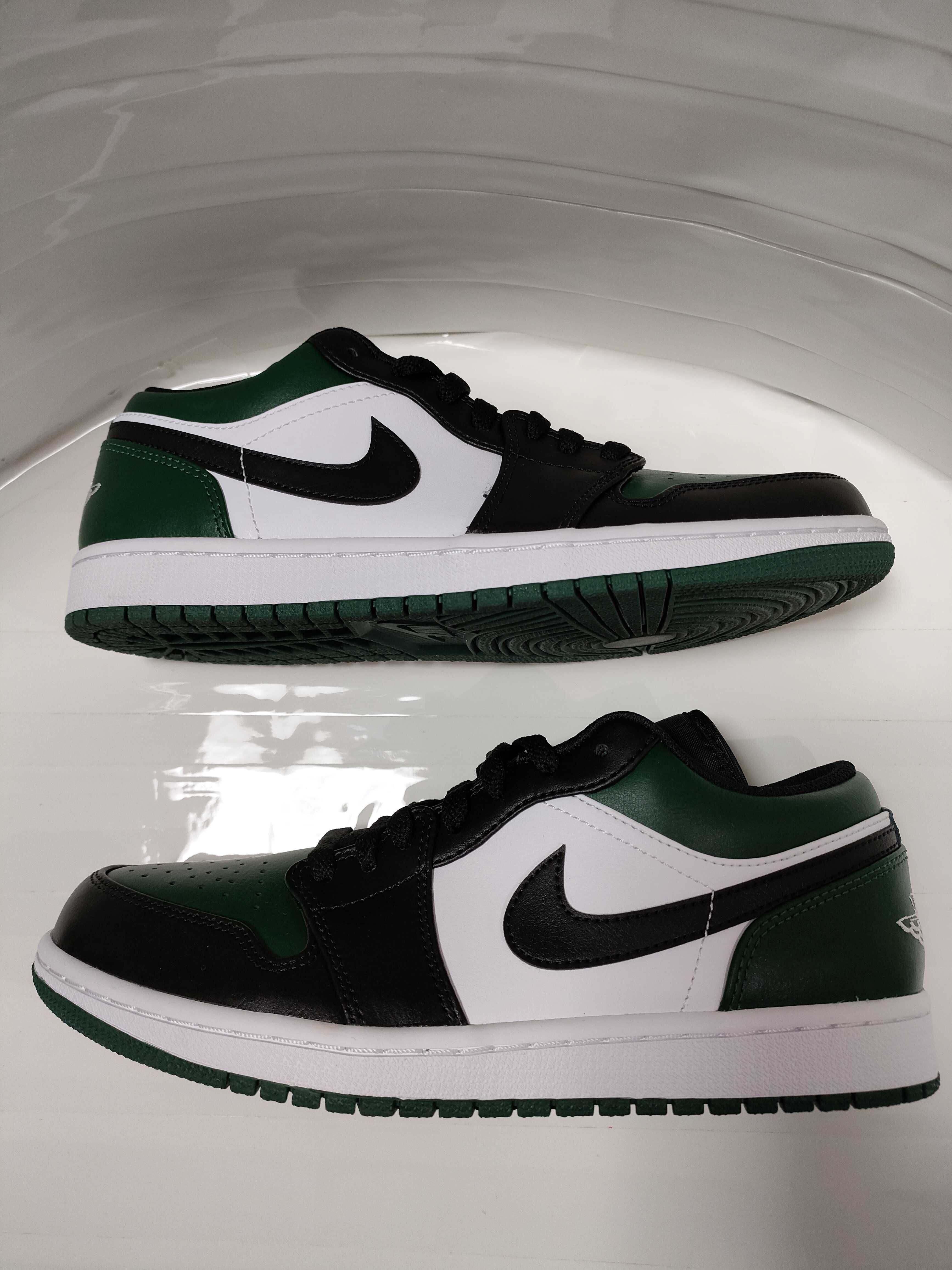 Nike Air Jordan 1 Low "Green Toe"