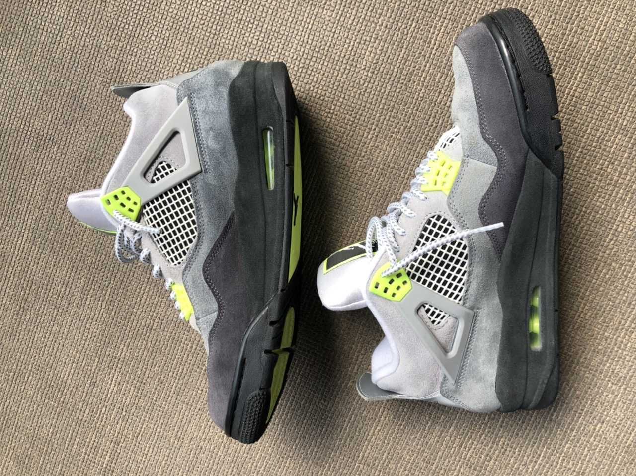 NIKE AIR JORDAN 4 RETRO LE "NEON"
