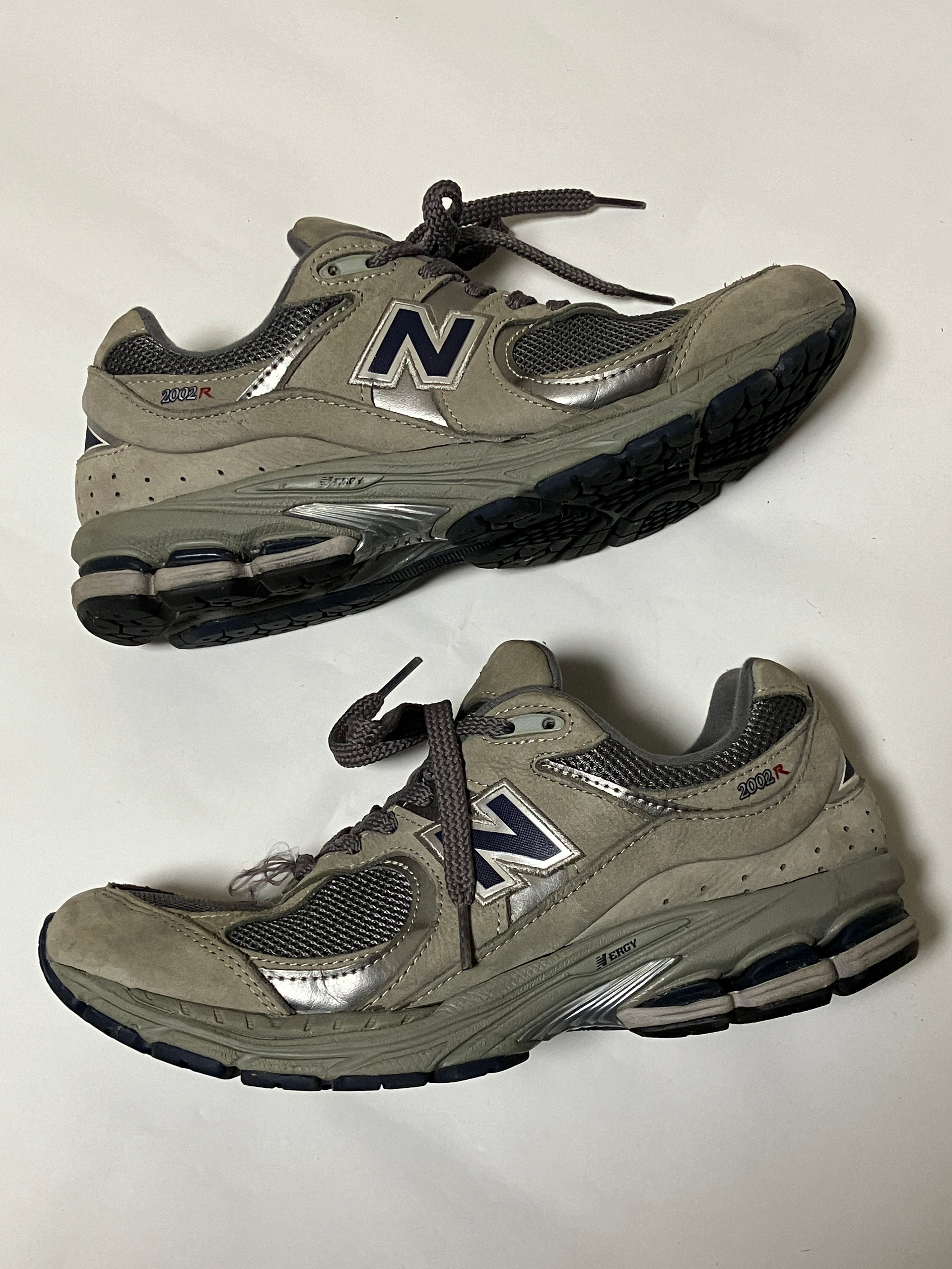 New Balance 2002R "Gray"