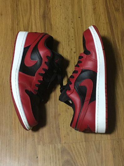 Nike Air Jordan 1 Low "Varsity Red"
