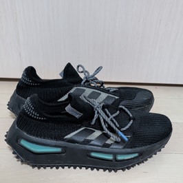 アディダス NMD S1 "コアブラック/オルタードブルー"