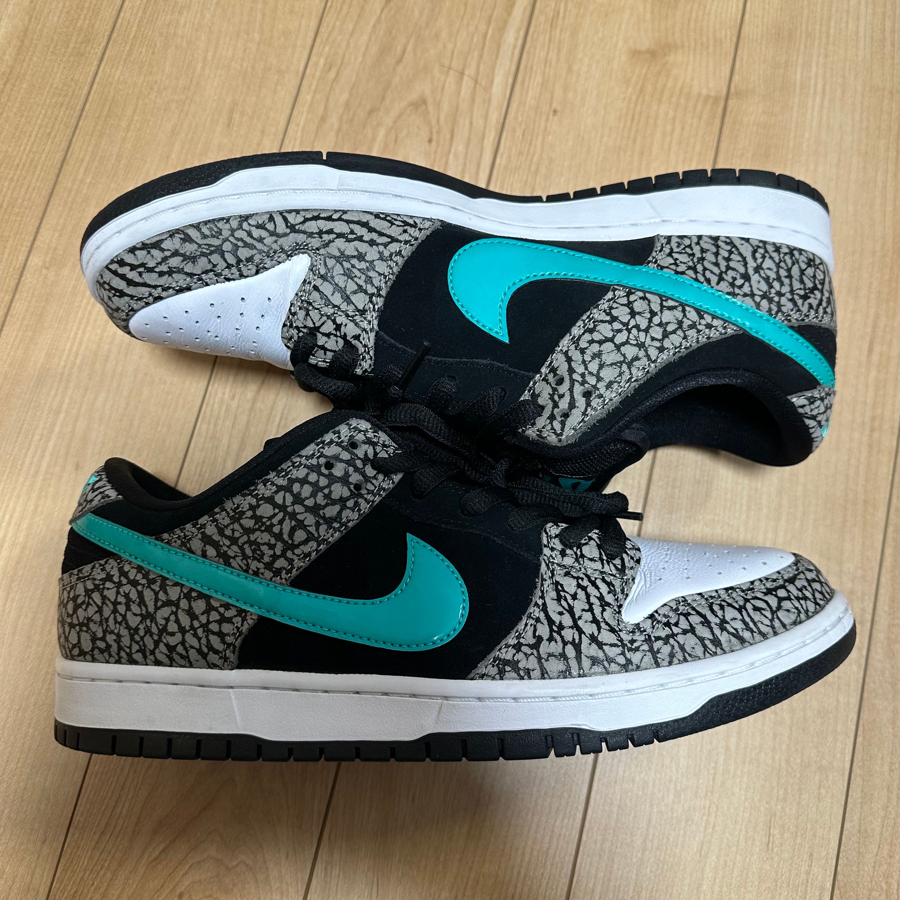 Nike SB Dunk Low "Elephant/Safari"