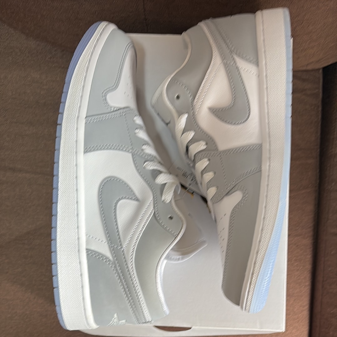 Nike Women's Air Jordan 1 Low "Wolf Grey"