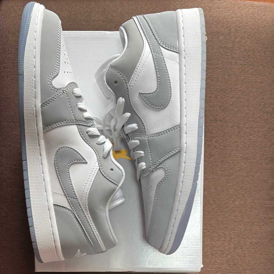 Nike Women's Air Jordan 1 Low "Wolf Grey"