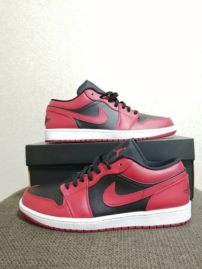 Nike Air Jordan 1 Low "Varsity Red"