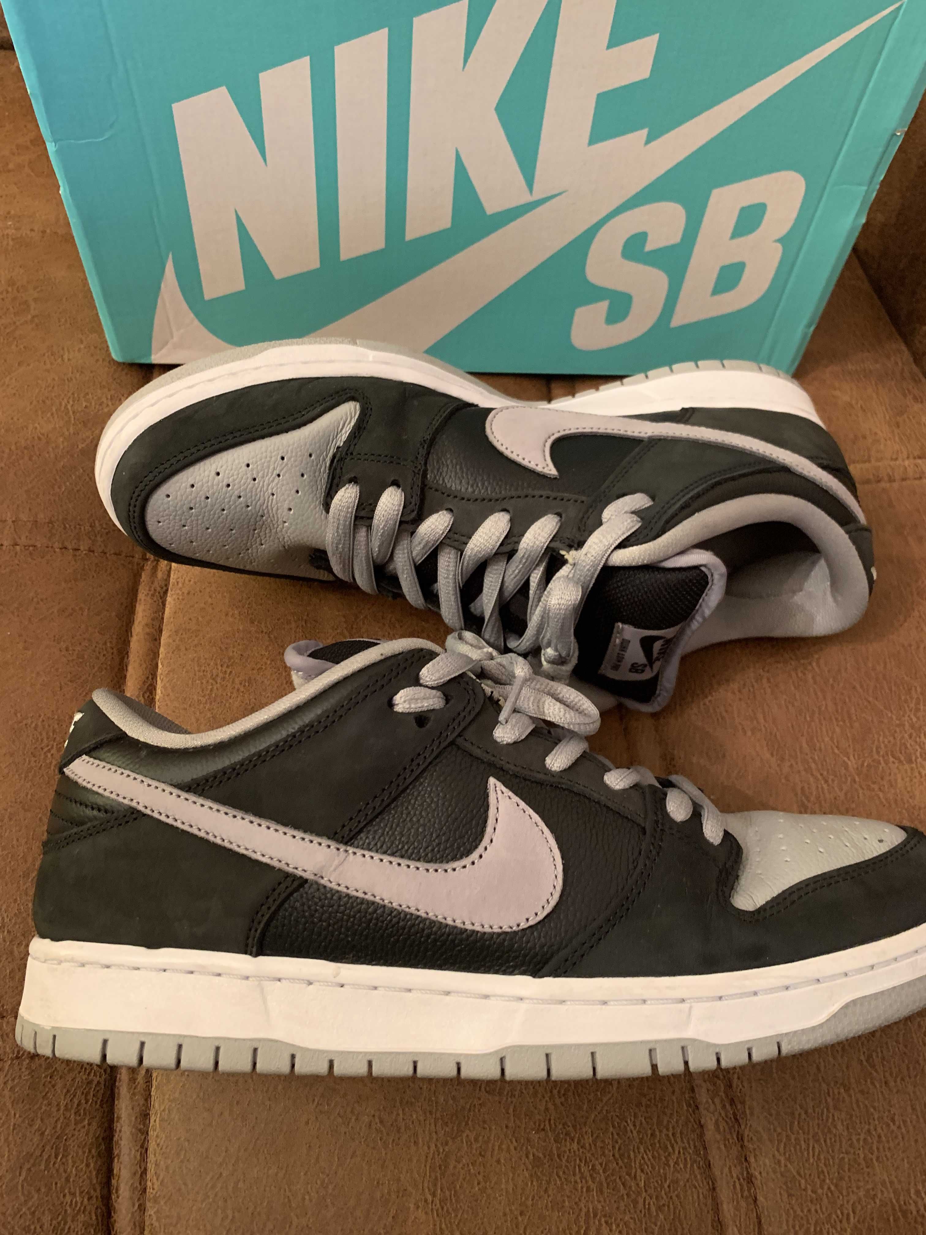 Nike SB Dunk Low "Shadow"