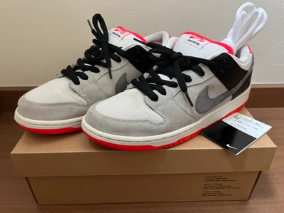 Nike SB Dunk Low "Infrared"